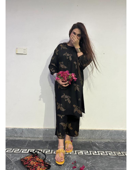 2 Pcs Women's Stitched Linen Suit