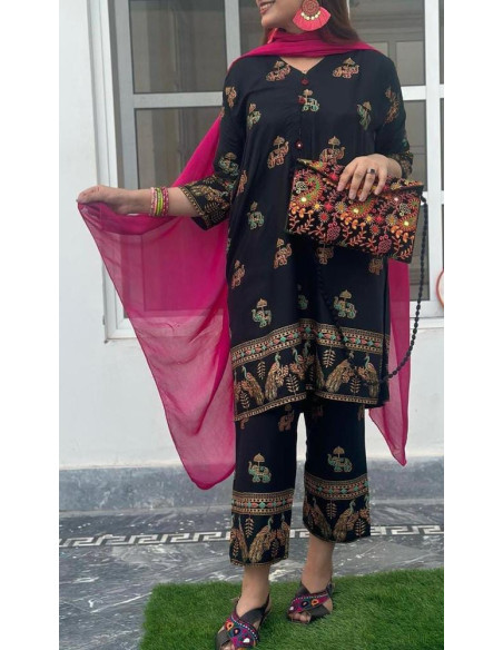 2 Pcs Women's Stitched Linen Block Printed Suit