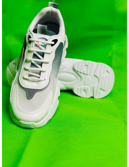 Men's White Rubber Joggers - Stylish Running Gear for Fitness Enthusiasts