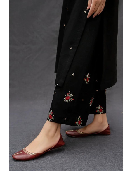  Women's Unstitched Dhanak Embroidered Salwar Suit - 3 Pcs