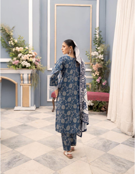 Ladies stylish khadar suit