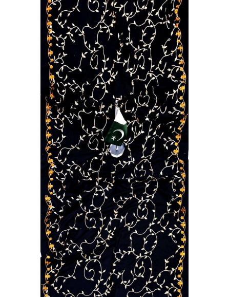 Women's embroidered suit 