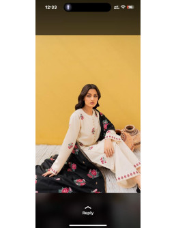 Women's embroidered dress 