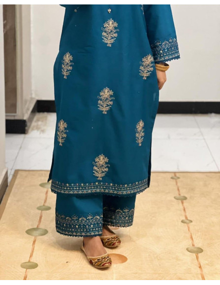 Women 2 peice linen suit