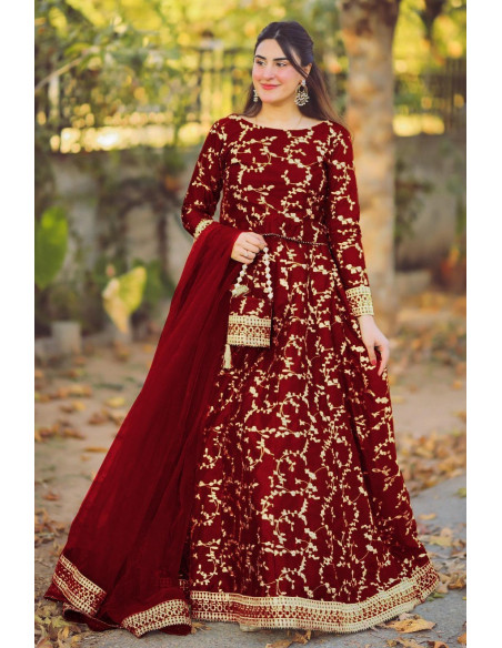 3 pcs women's stitched shamoz silk embroidered suit 