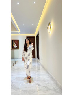 Elegant stylish women's... 2