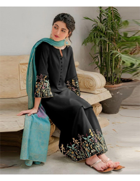 3 Pcs Women's Unstitched Dhanak Embroidered Suit