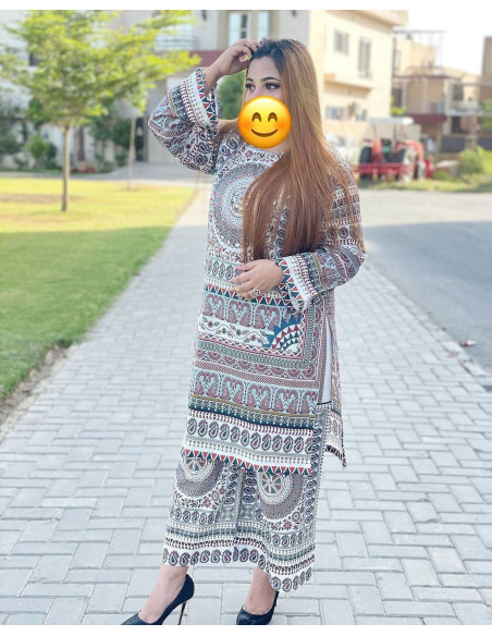 Stylish Women's Stitched Printed Shirt And Trouser Set - 2 Pcs