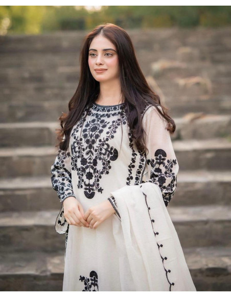 3 Pcs Women's Stitched Organza Embroidered Suit