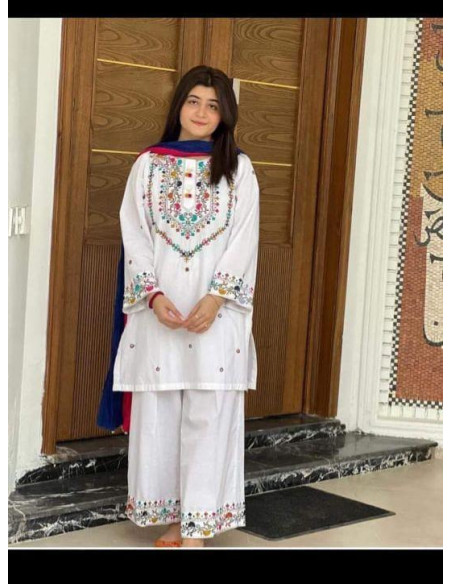 3 Pcs Women's Unstitched Embroidered Suit