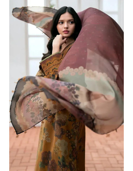 Stylish 3 Pcs Karandi Suit with...