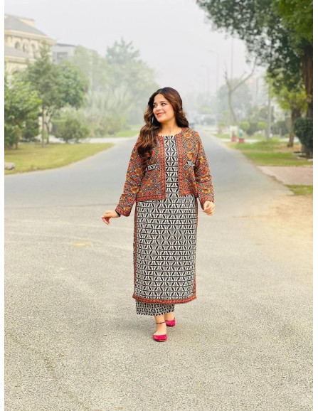 Stylish Off White Digital Print Suit...