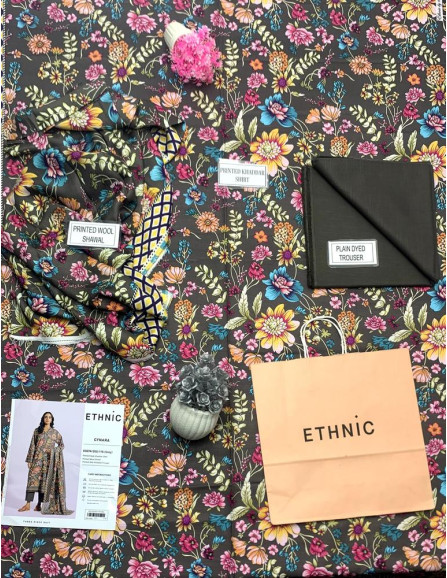 3 Pcs Women's Unstitched Khaddar...